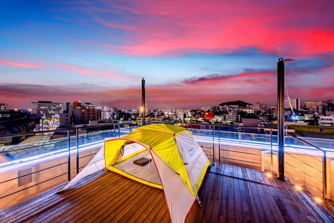 The Jade Hotel Jeju Bagian luar foto
