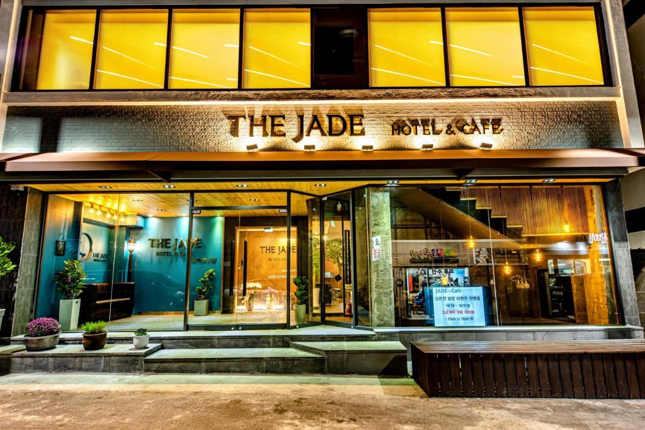 The Jade Hotel Jeju Bagian luar foto