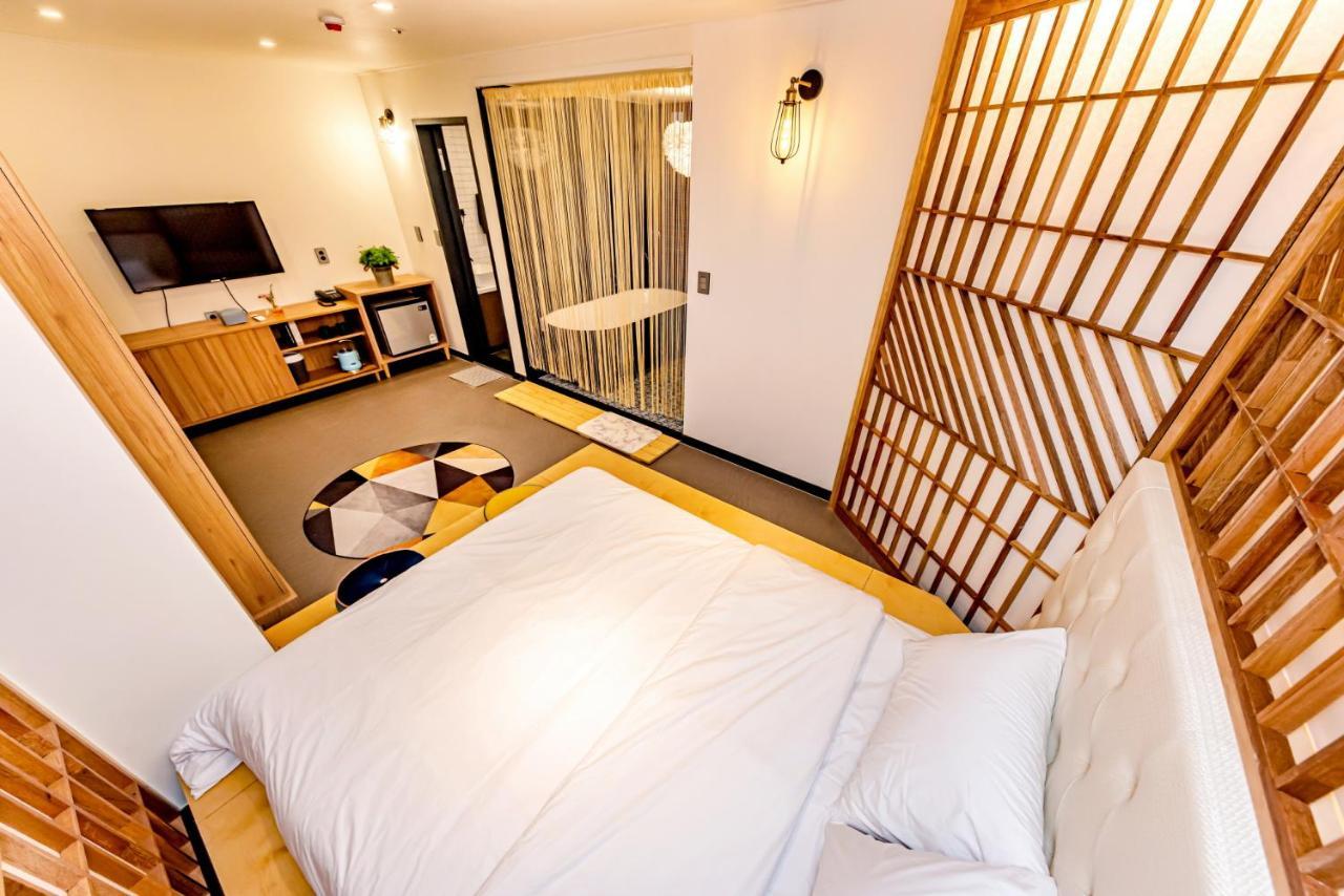 The Jade Hotel Jeju Bagian luar foto