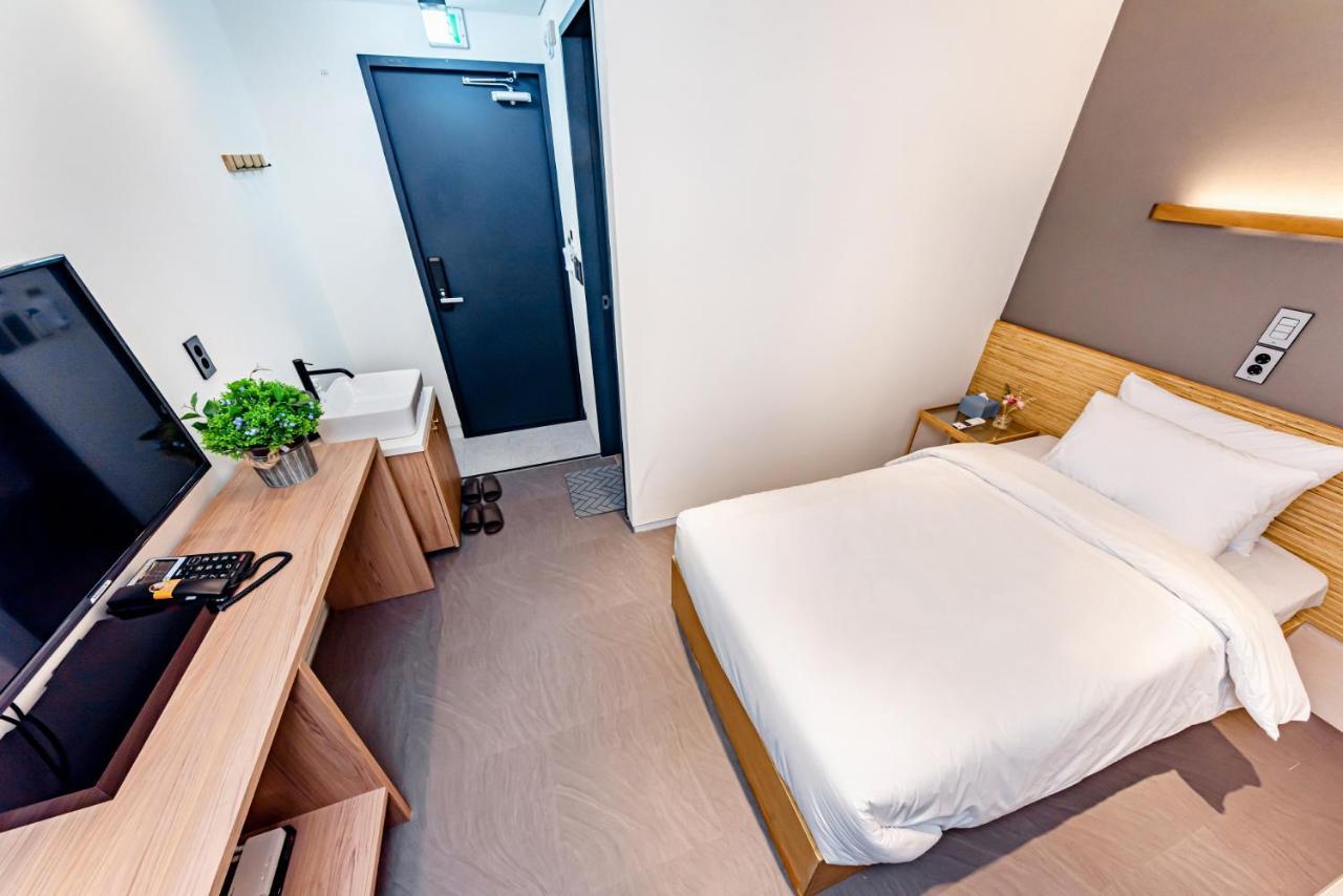The Jade Hotel Jeju Bagian luar foto