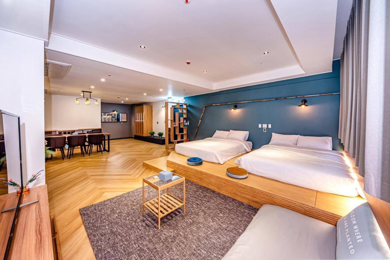 The Jade Hotel Jeju Bagian luar foto