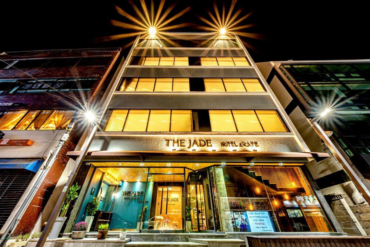 The Jade Hotel Jeju Bagian luar foto